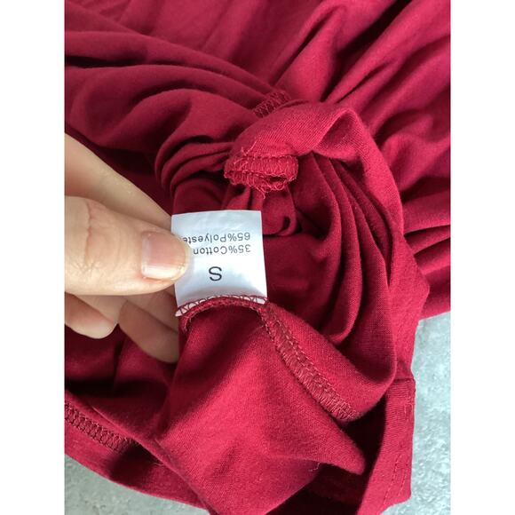 Old Navy Burgundy Relaxed Tank Tops 35% cotton 65% polyester S - Picture 3 of 5